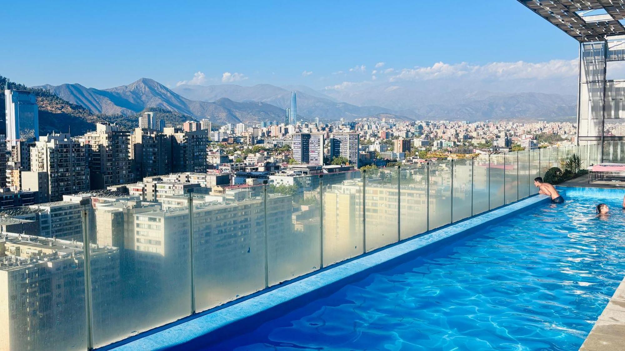 Portugal Suites, Santiago